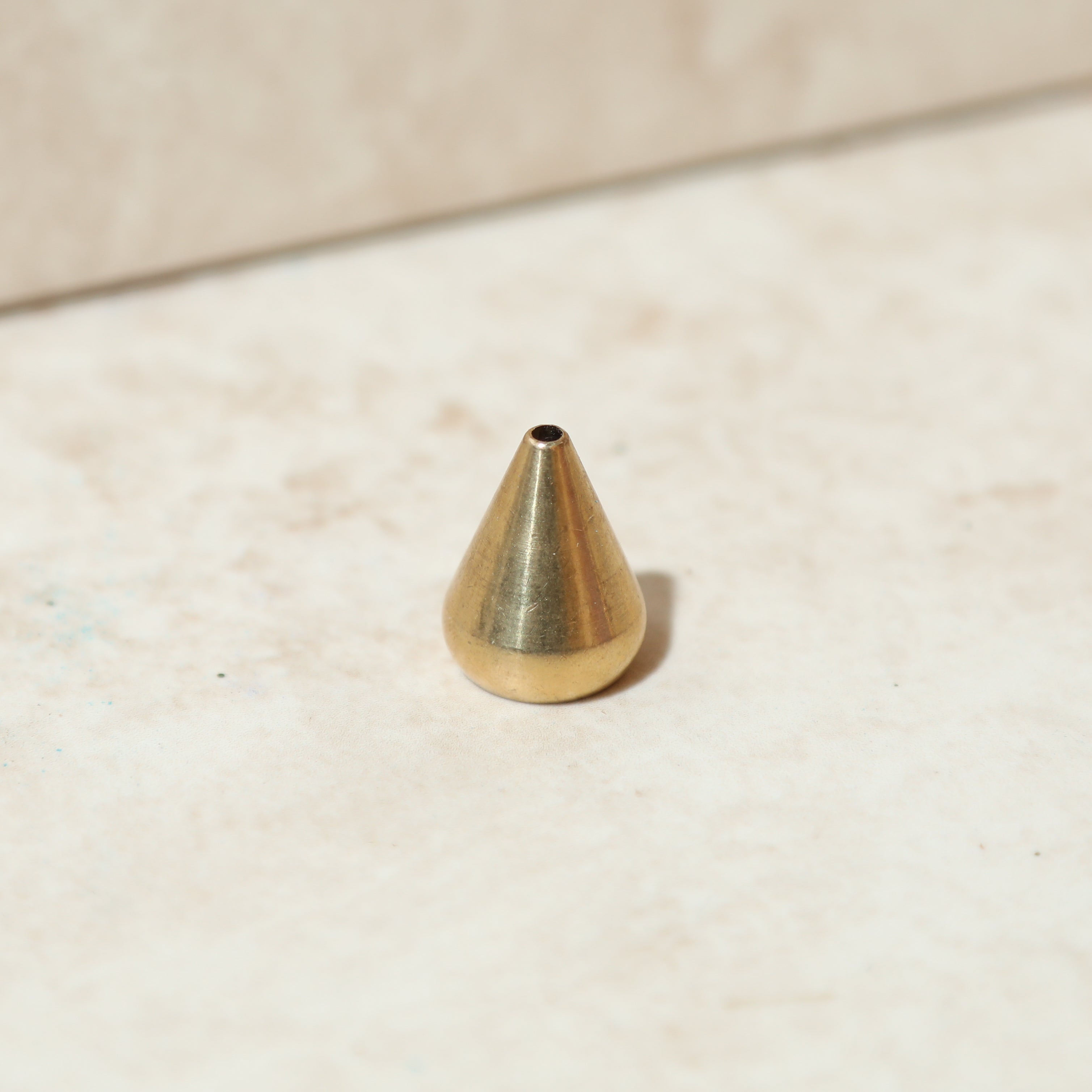 Brass Teardrop Holder